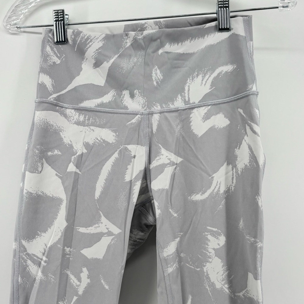 Lululemon‎ Womens Flower Pop White Silver Lilac Wunder Under Hi Rise Tights - Picture 5 of 10